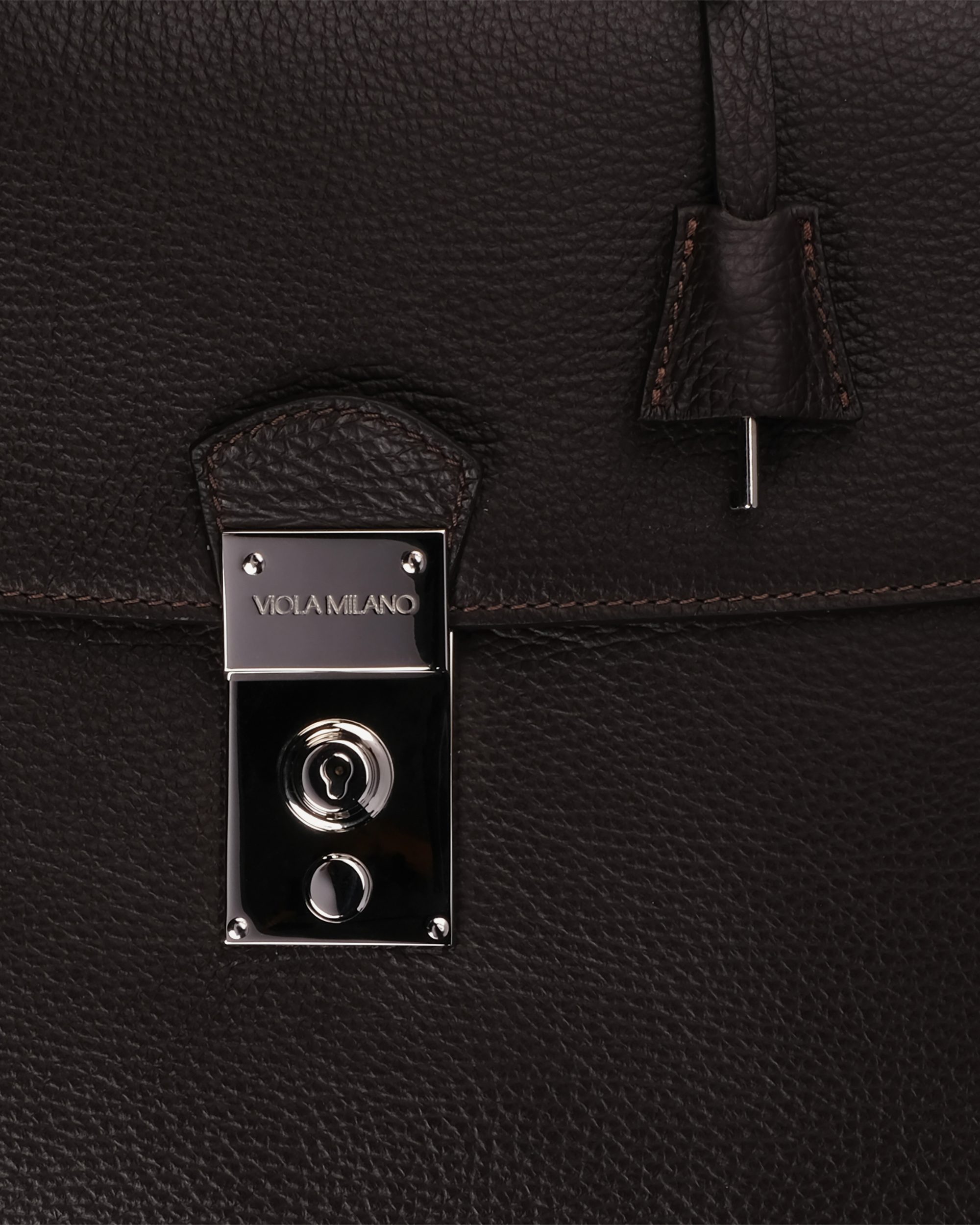 Louis Vuitton Robusto 1 Briefcase Taiga Leather Black 7882261